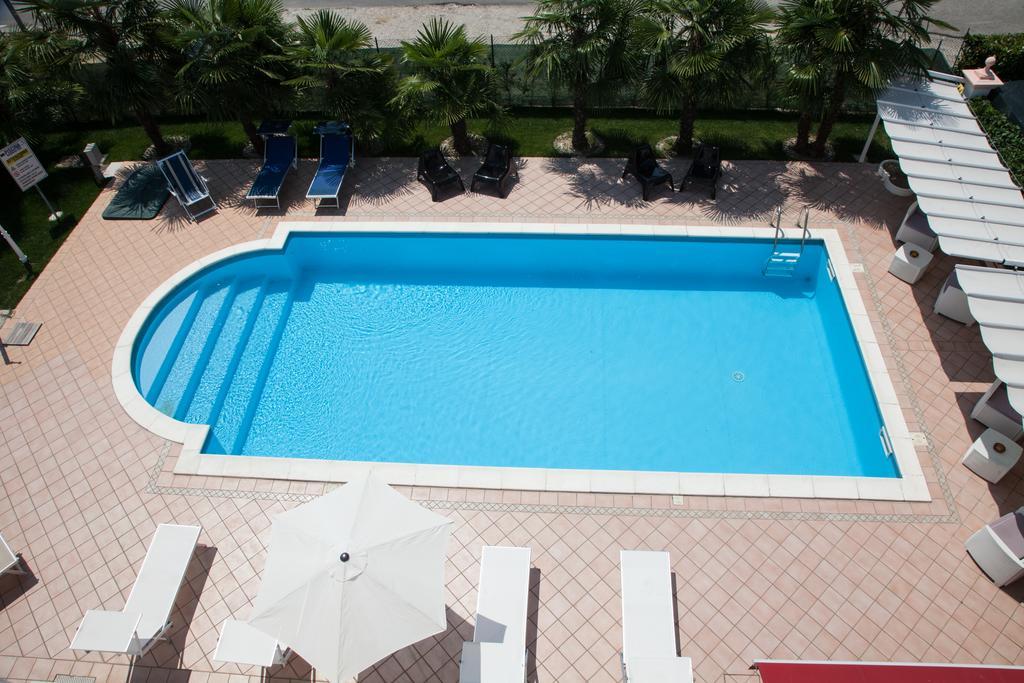 Hotel Master Albignasego Екстериор снимка